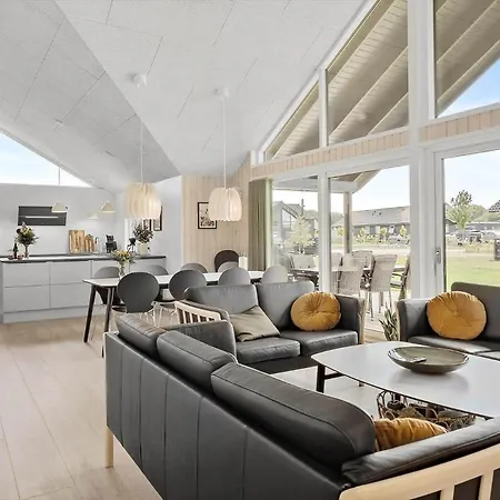 30484-odder-strandvaenget-60 Semesterbostad *