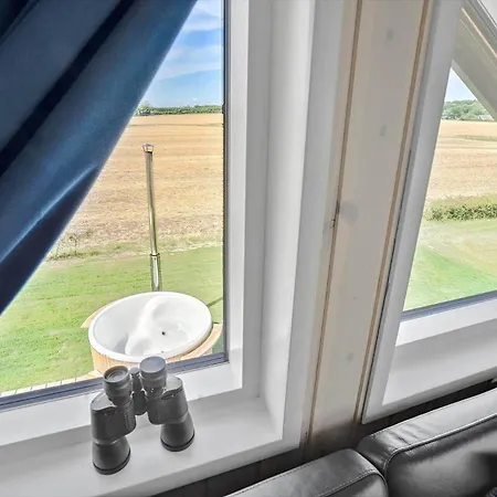 30484-odder-strandvaenget-60 Semesterbostad